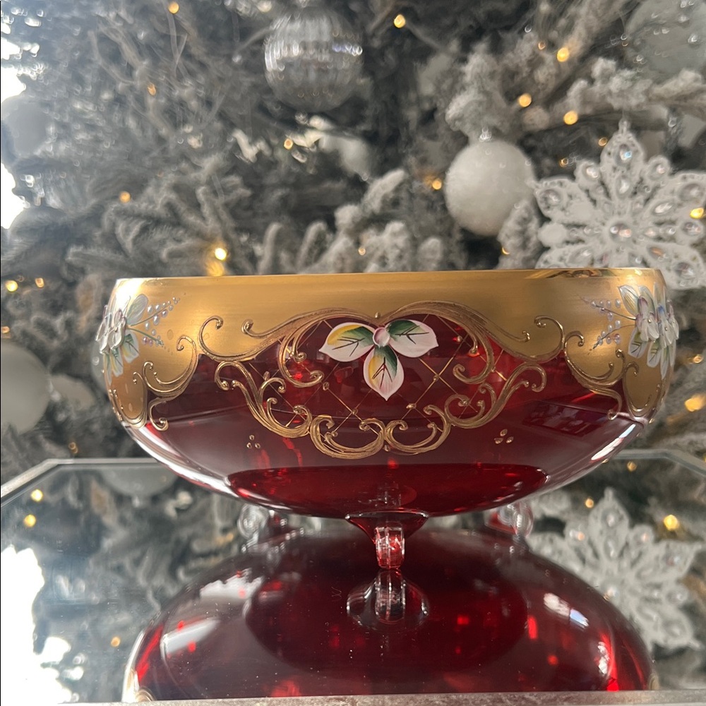 Vintage Bohemian Gold and Red Fruit Bowl (collector’s)